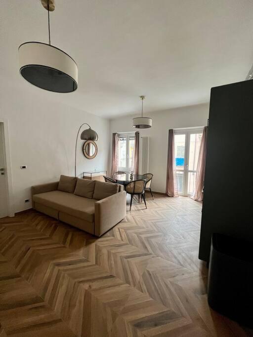 Casa Sassari - Vicino Porta Susa F.S. Turín Exteriér fotografie